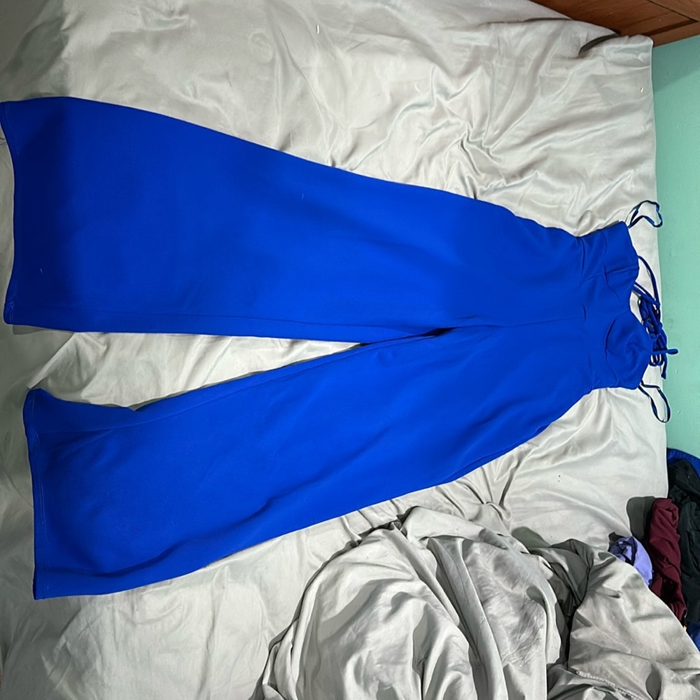 Only worn once